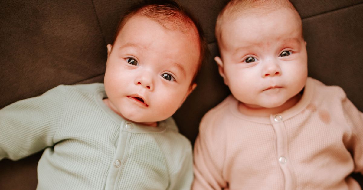 Bebe blizanci