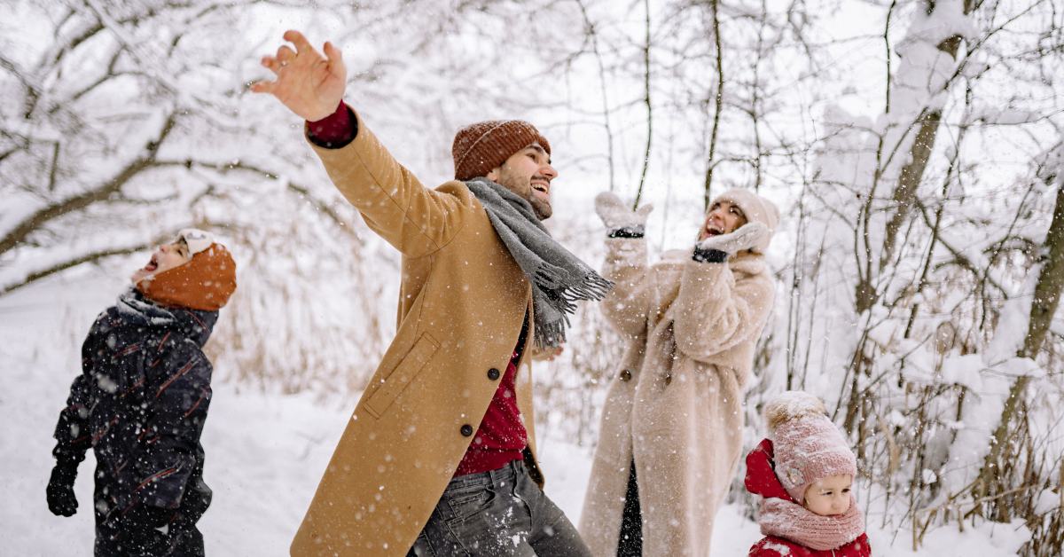 Porodica na zimi srećna