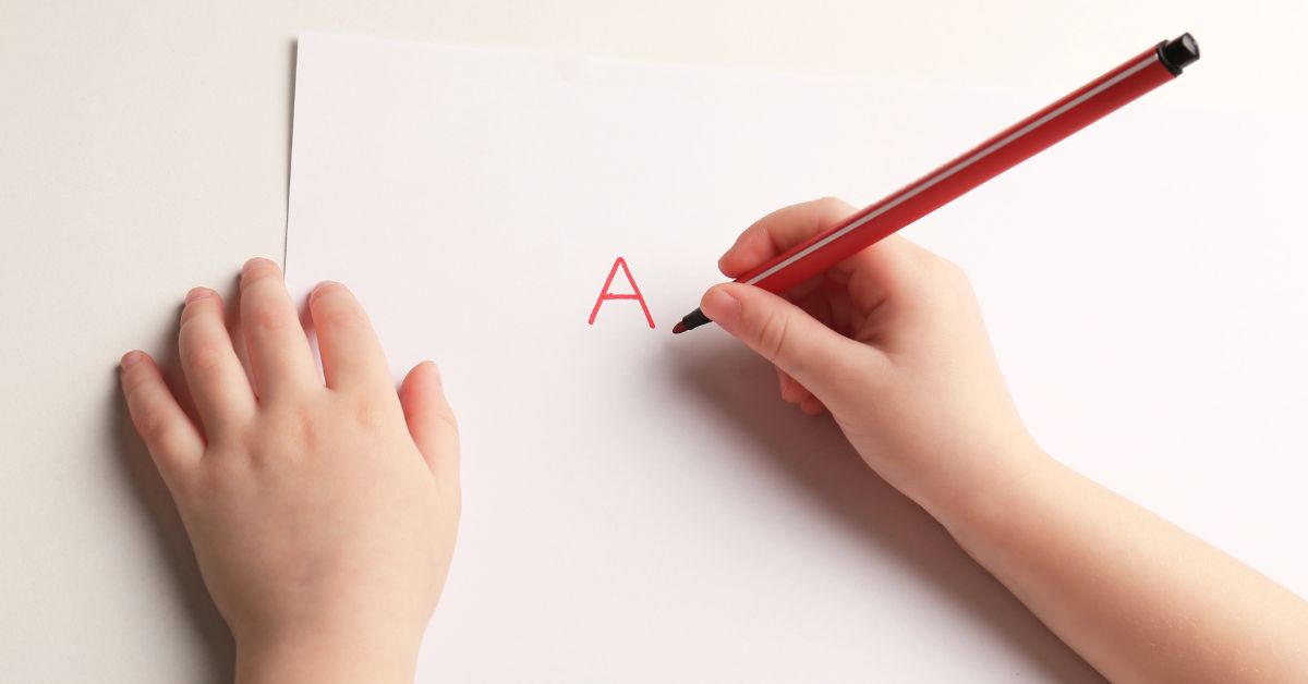 Dete napisalo slovo A