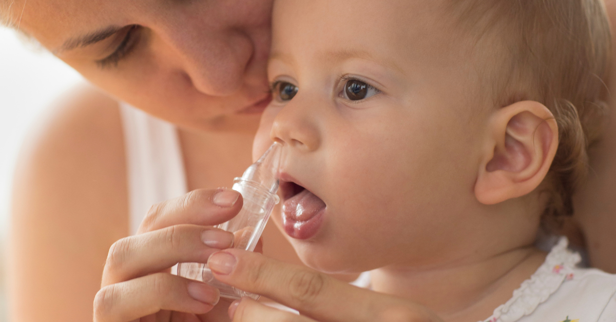 mama bebi čisti nos