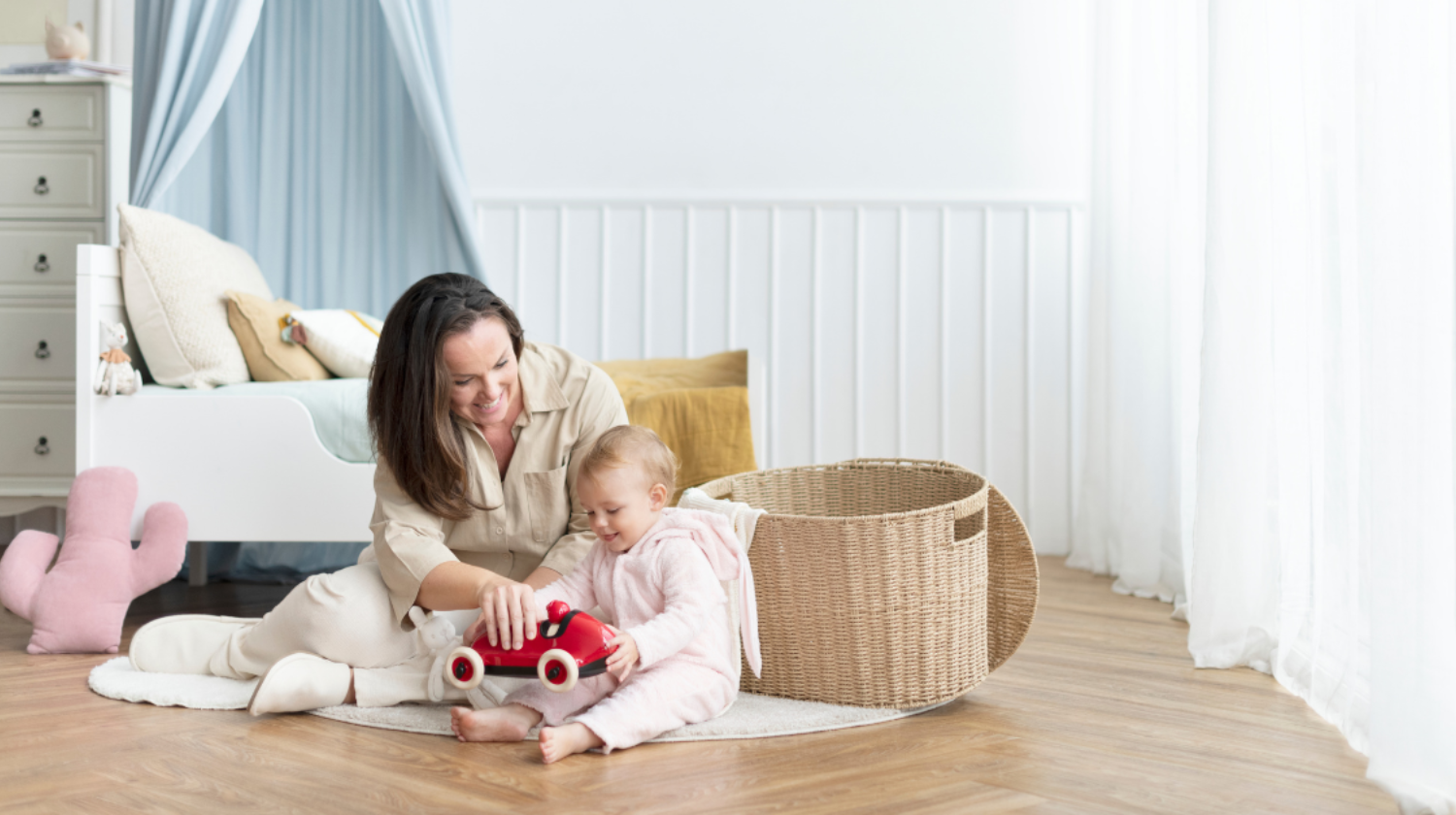 mama-i-beba-se-igraju