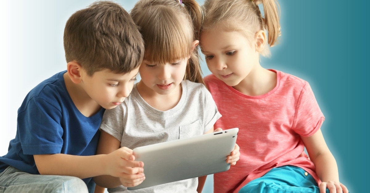 deca gledaju u tablet