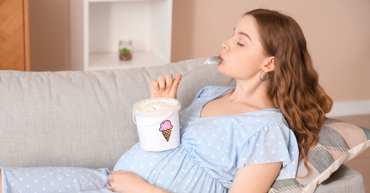 trudnica jede sladoled