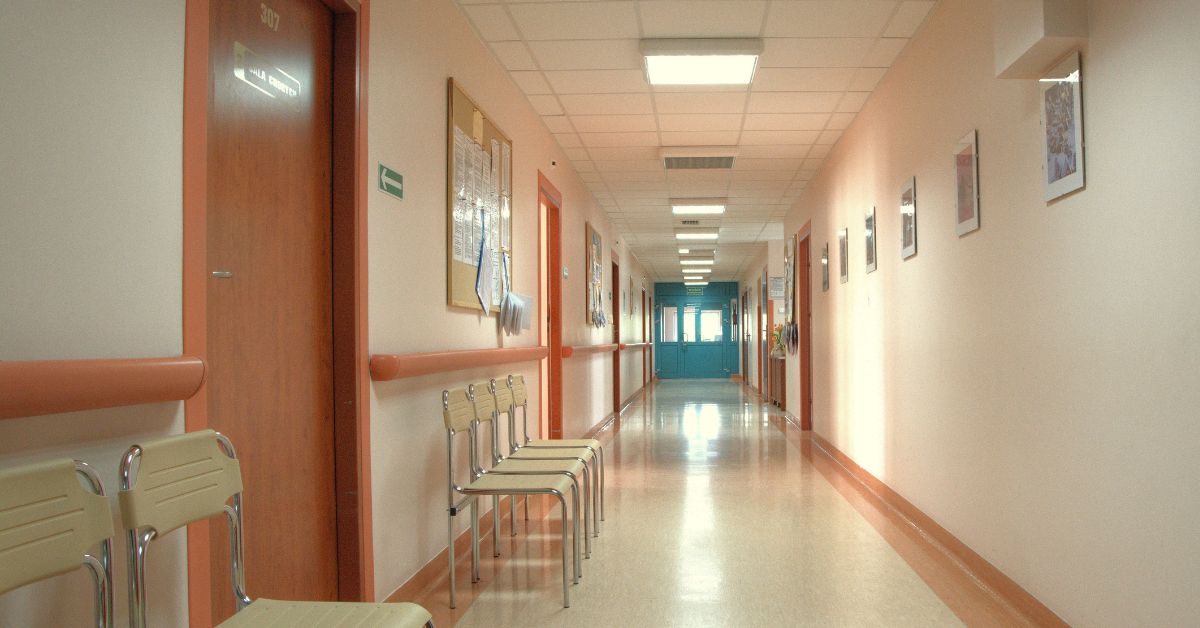 Prazan hodnik bolnice