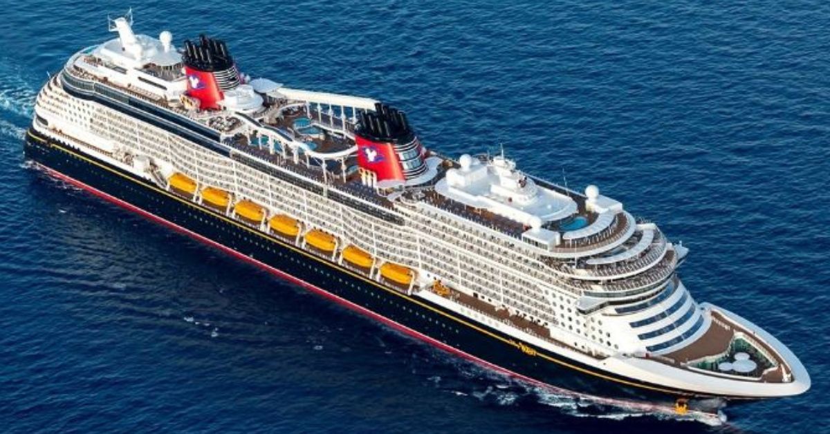 Brod kompanije "Dizni krstarenje"