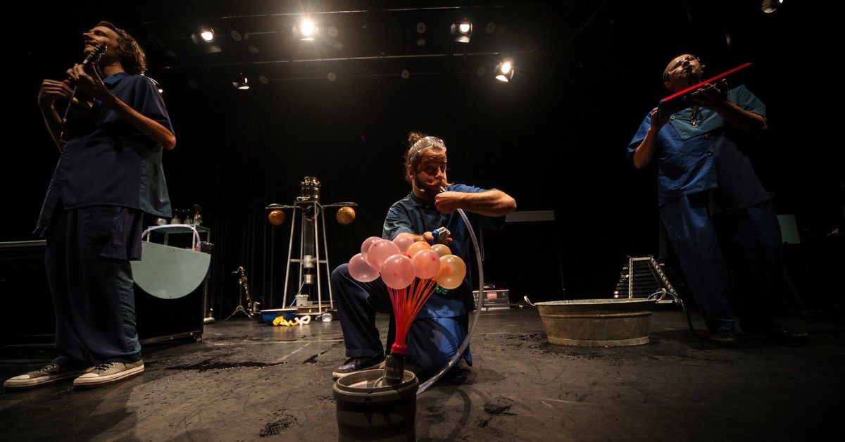 Predstava Blup i lica vode,_foto Borut Bucinel sajt