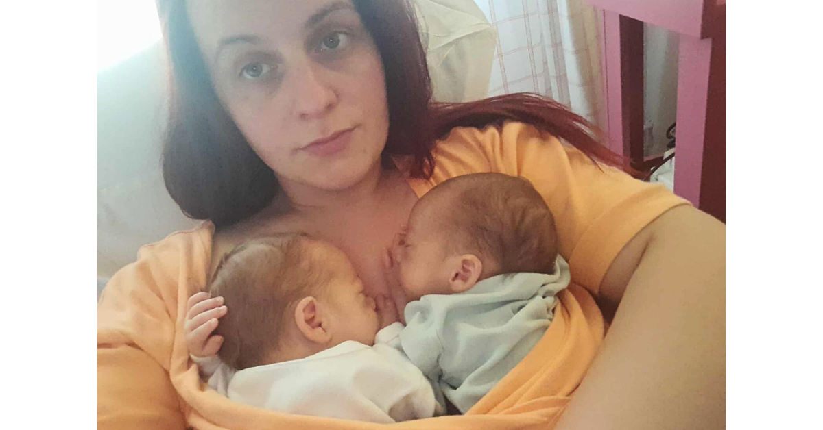 Mama Snežana sa Nikolom i Novakom