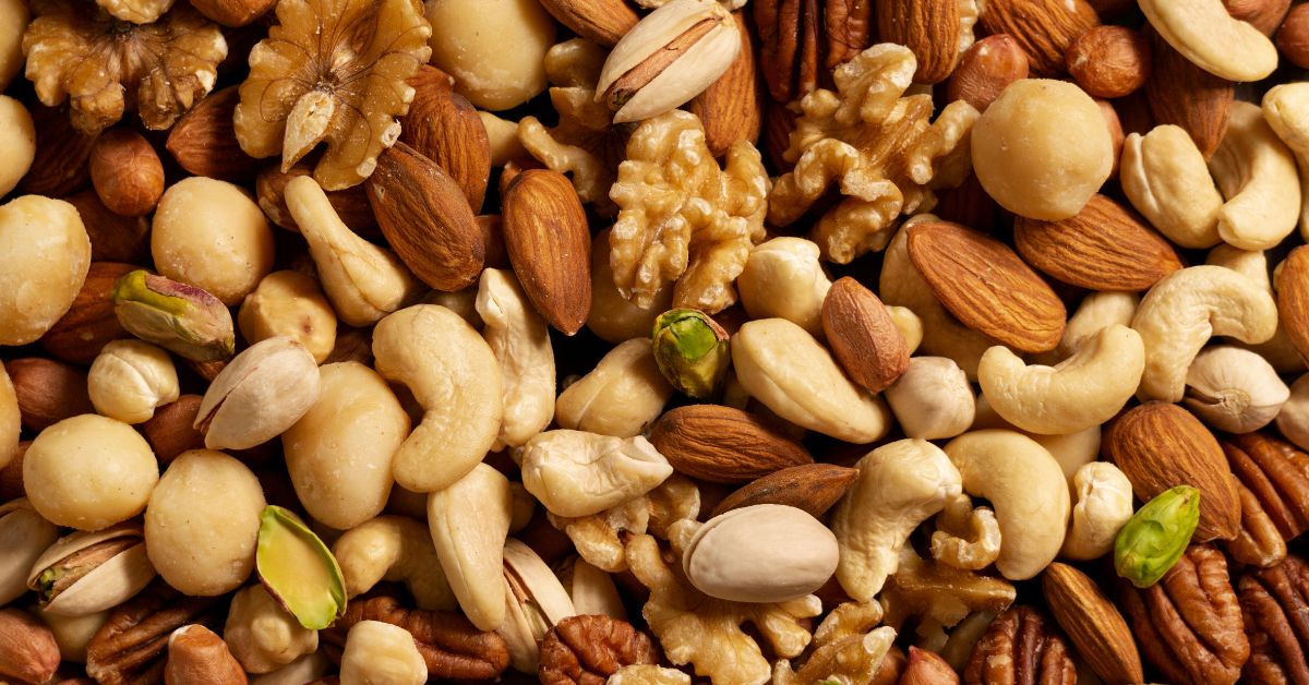 Orašasti plodovi kikiriki orah badem