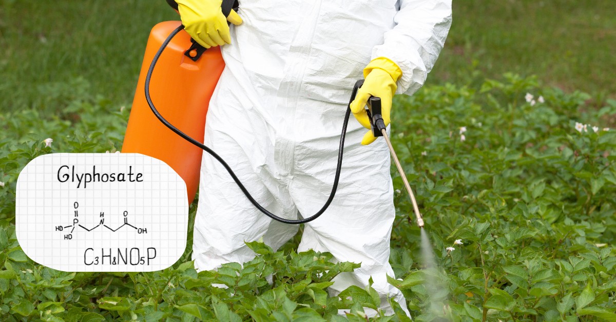 prskanje biljaka pesticidima