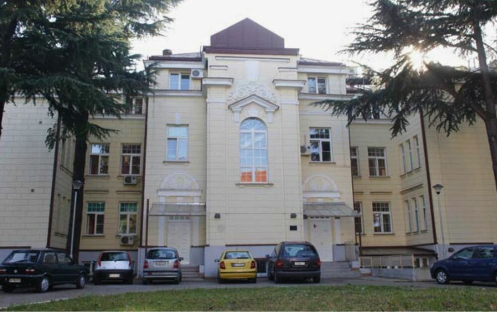 Porodilište "Dr Dragiša Mišović"